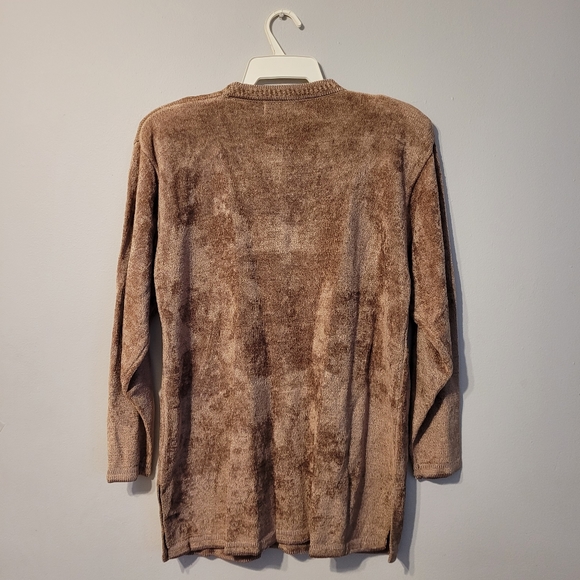 Vintage beaded velour sweater, camel brown, size large to XL - Picture 4 of 8